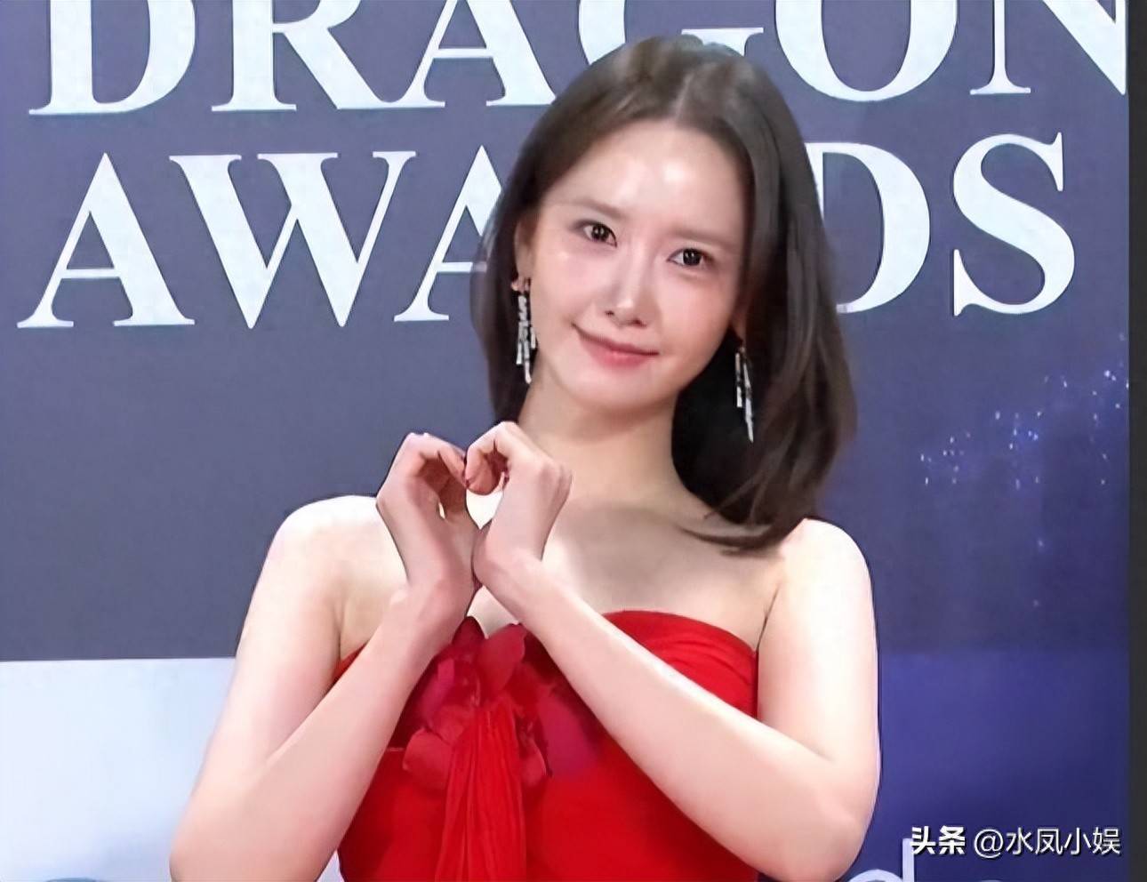 青龙奖生图流出:玄彬油到不敢信,林允儿脸肿胀,孙艺珍面相突变