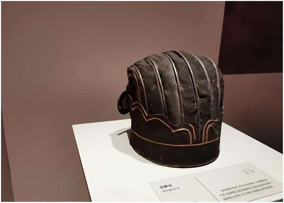 明朝的忠靖冠,为何人人都夸奖它,它真的是古代最漂亮的帽子吗