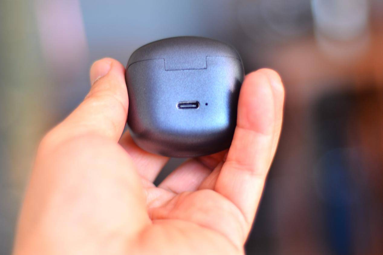 百元级耳机卷王来了，千元级音质的西圣Plume耳夹式耳机