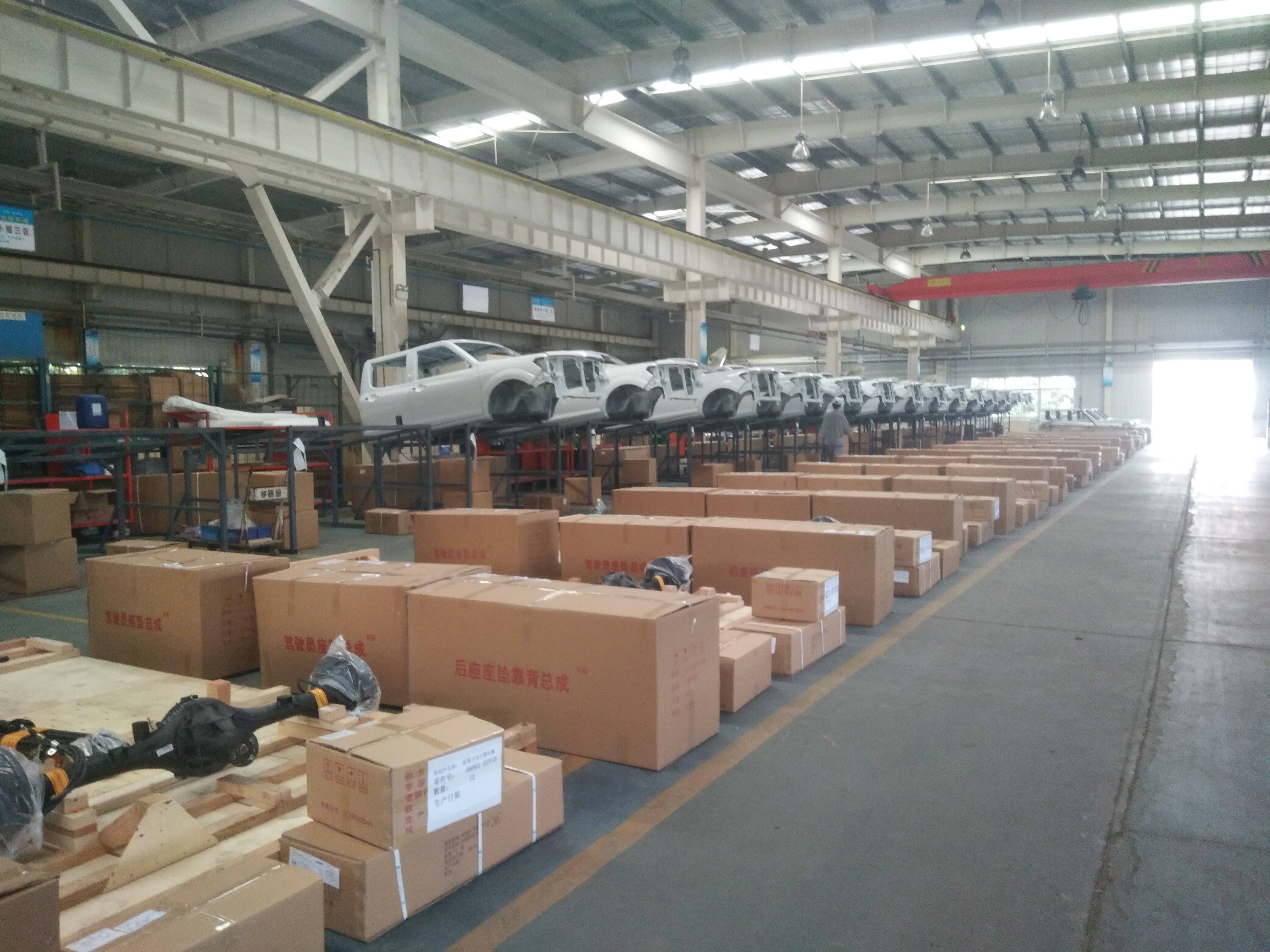 包装箱加工厂的抉择:口碑好的木制与铁制包装箱推荐