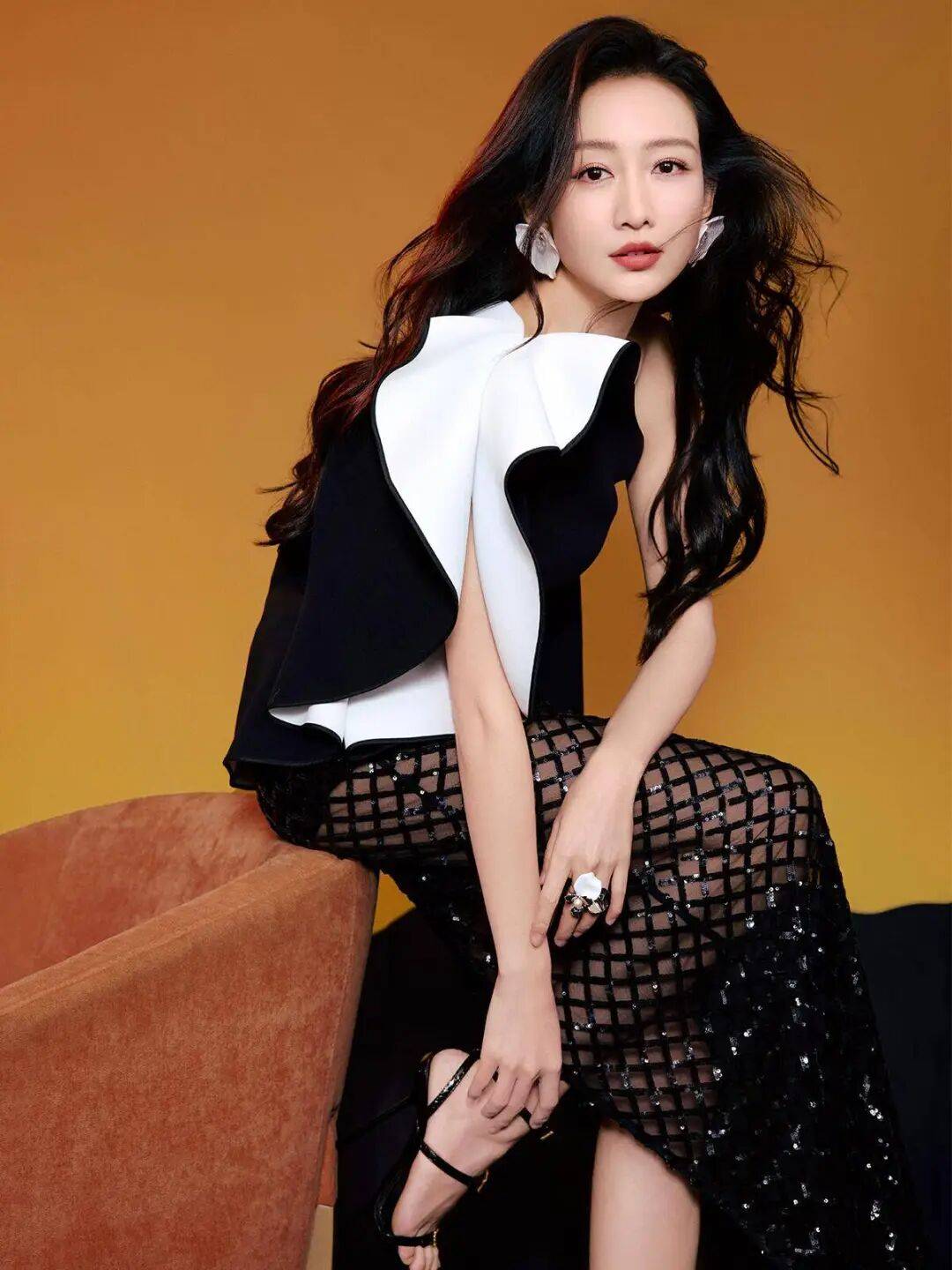 王鸥透视黑裙写真,好美!