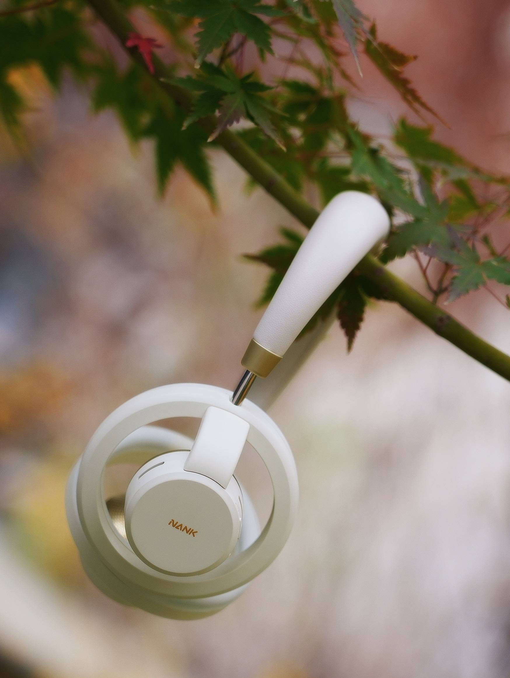 戴6小时耳朵不闷不油!南卡Bolt让我懂了:舒适和音质真能兼得