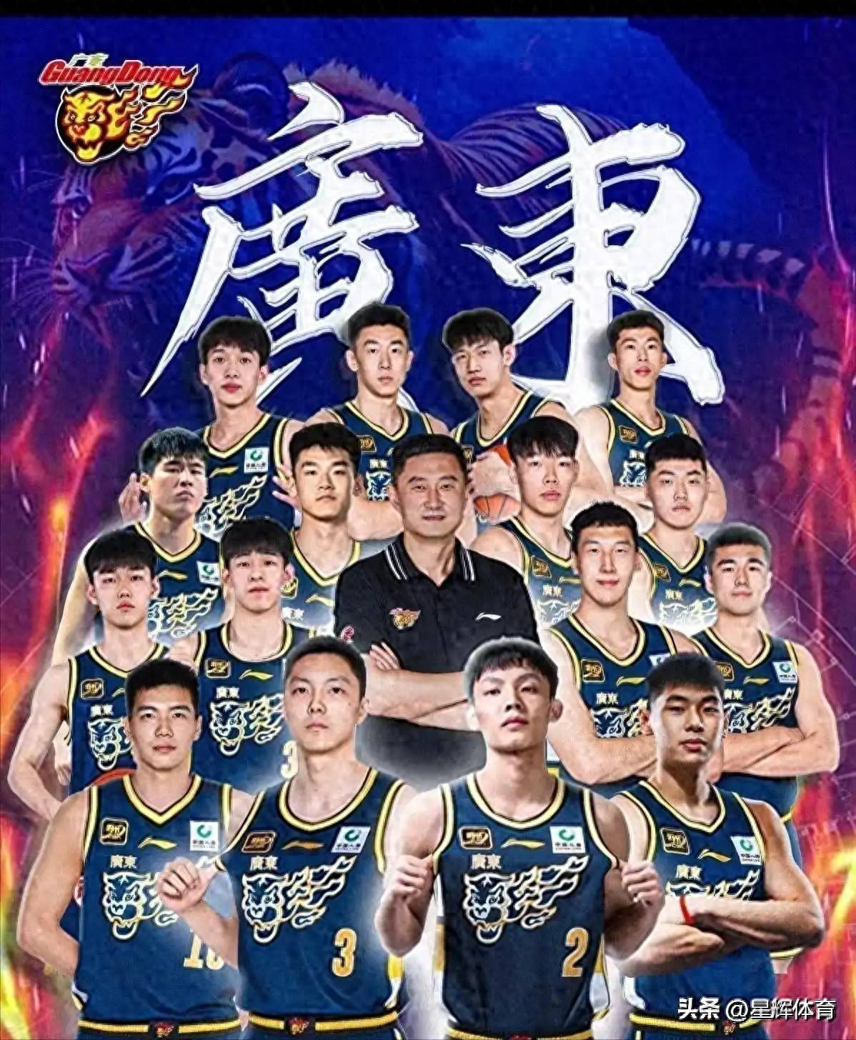 杜锋找胡明轩聊天！了解他身体状况 进行心理按摩 新赛季从替补打起