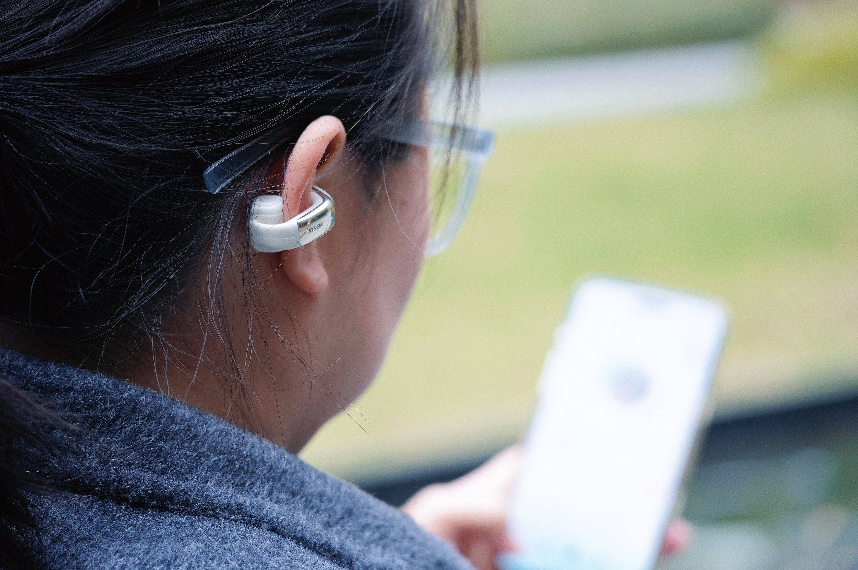 实测一周不踩雷！西圣Plume，百元耳机里的六边形战士