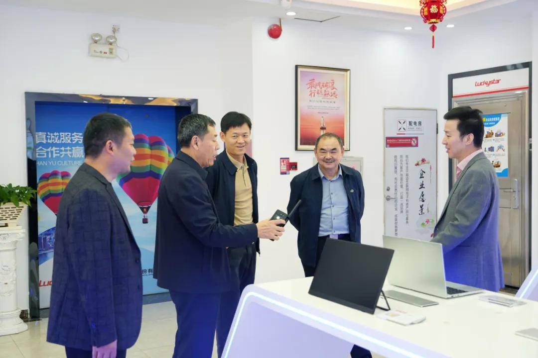 热烈欢迎丨安徽省宿松县县委常委,政法委书记朱元松一行莅临吉祥星