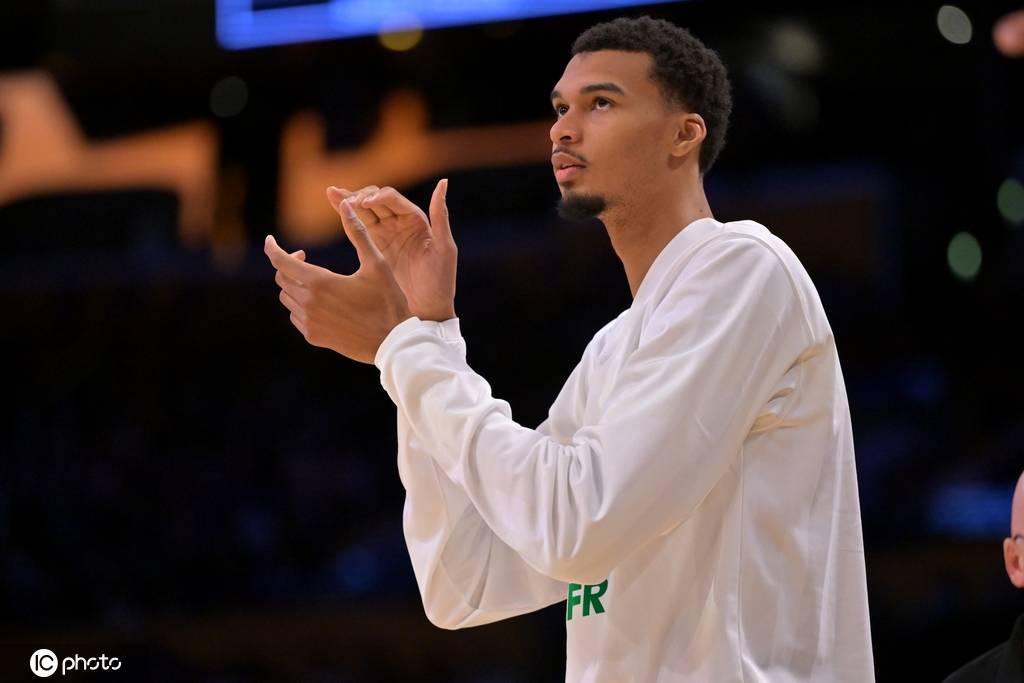 文班:上赛季确诊血栓我彻底崩溃 没时间可以虚度