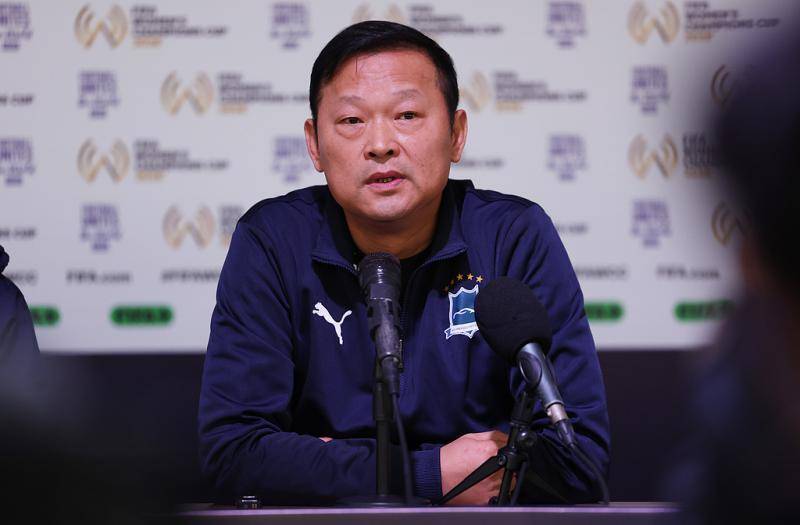 女足确认换帅！新帅2选1：水庆霞无意接手，常卫巍无限接近帅位