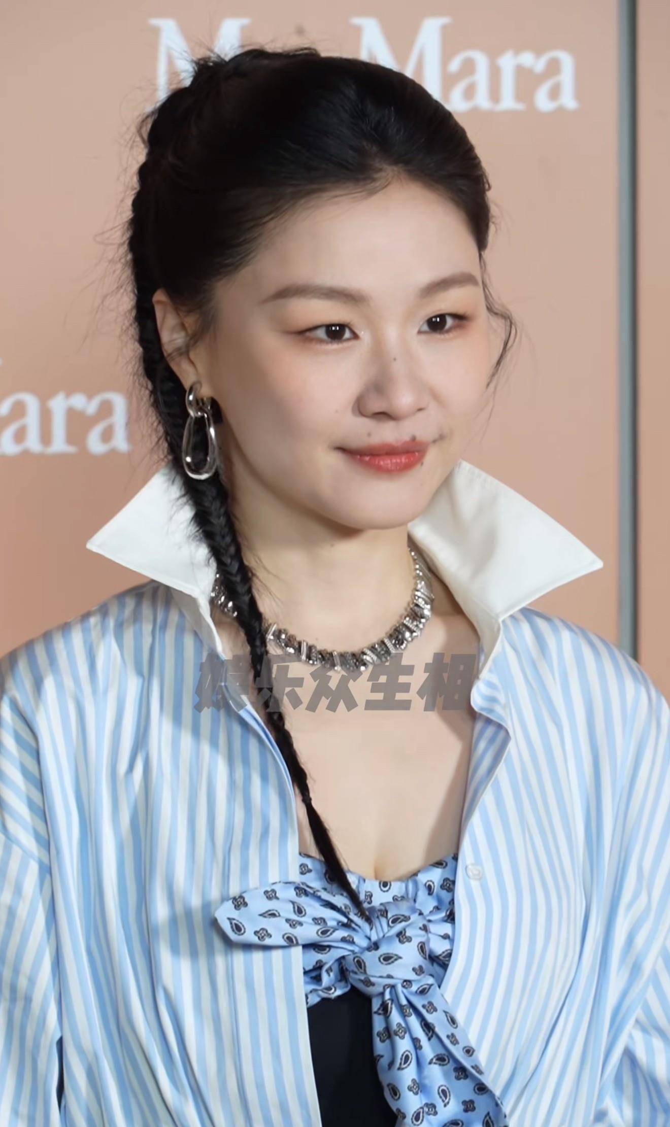 北京这一晚被33岁金靖惊艳果然能进娱乐圈的脸没一张是简单的