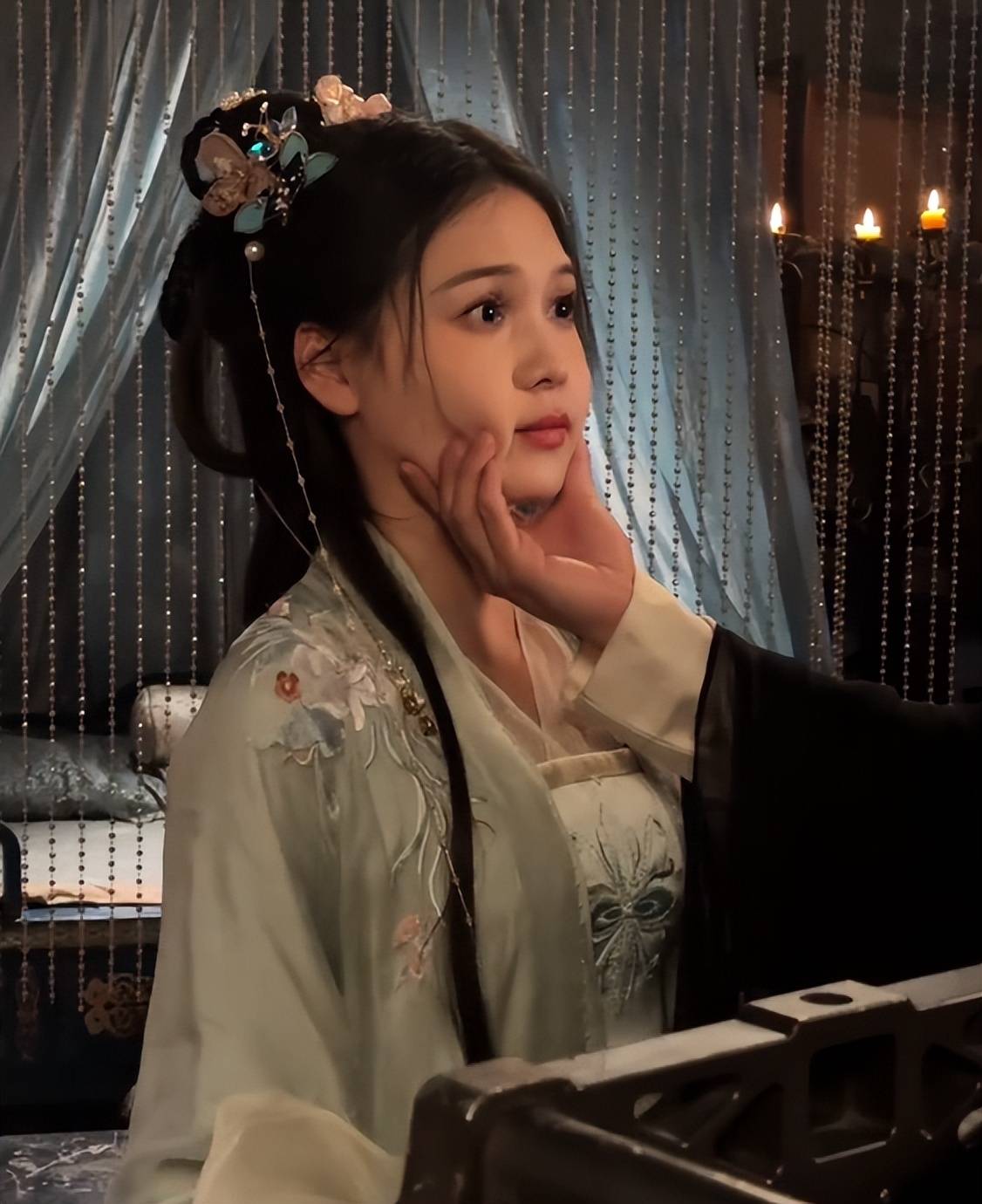 女演员左一发文道歉更多黑历史曝光