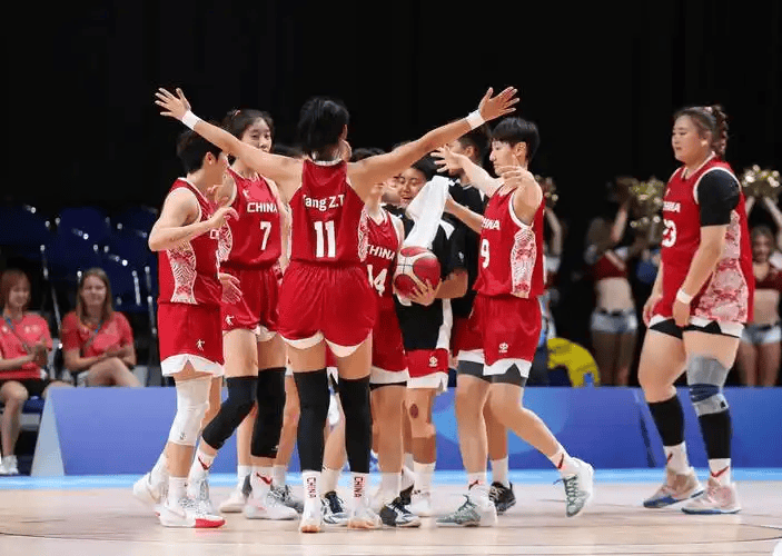 官宣，篮协任命，女篮名帅上任，36岁，女性，王思雨好友，目标前8