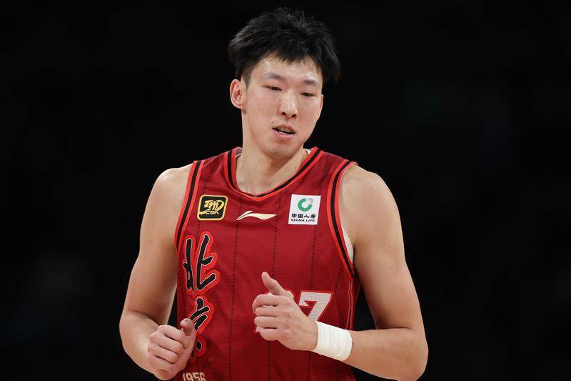 周琦因伤缺席战旧主新疆：已在京修养 下场可出战