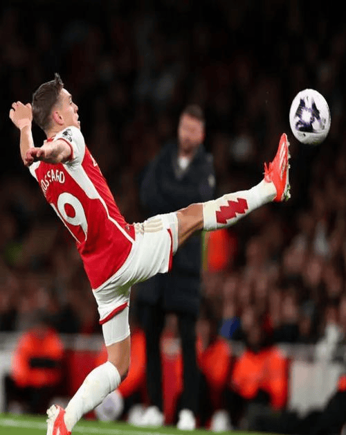 欧冠淘汰赛节奏与篮球季后赛对抗开云的比较分析