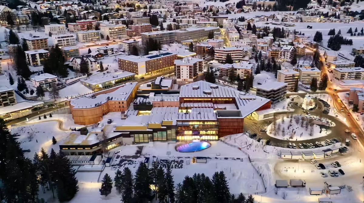 冬季来国际运动中心瑞士达沃斯体验冰雪乐趣!