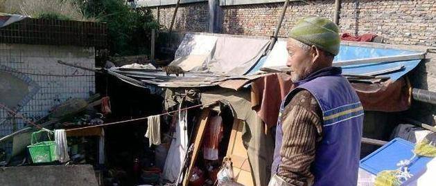 纪实：拾荒老人大发横财，卖掉的铁棍子竟然是价值3个亿的文物？