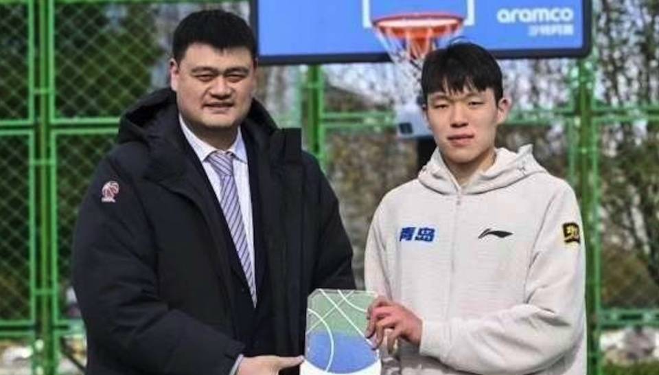 正式超越姚明，开拓者惨败成杨瀚森觉醒之战，3+5背后残酷事实