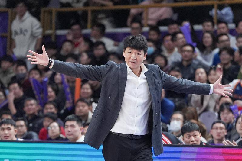 邱彪率队战旧主新疆：希望能够捍卫山东主场！