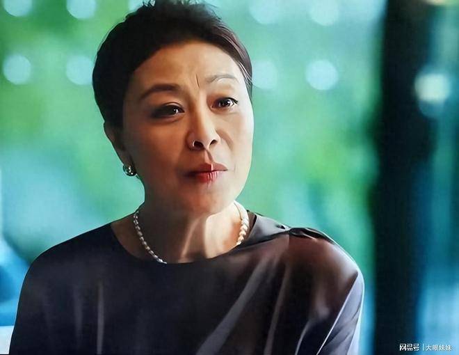 悲惨影后岳红遭丈夫抛弃又患胃癌,张嘉译伸出援手