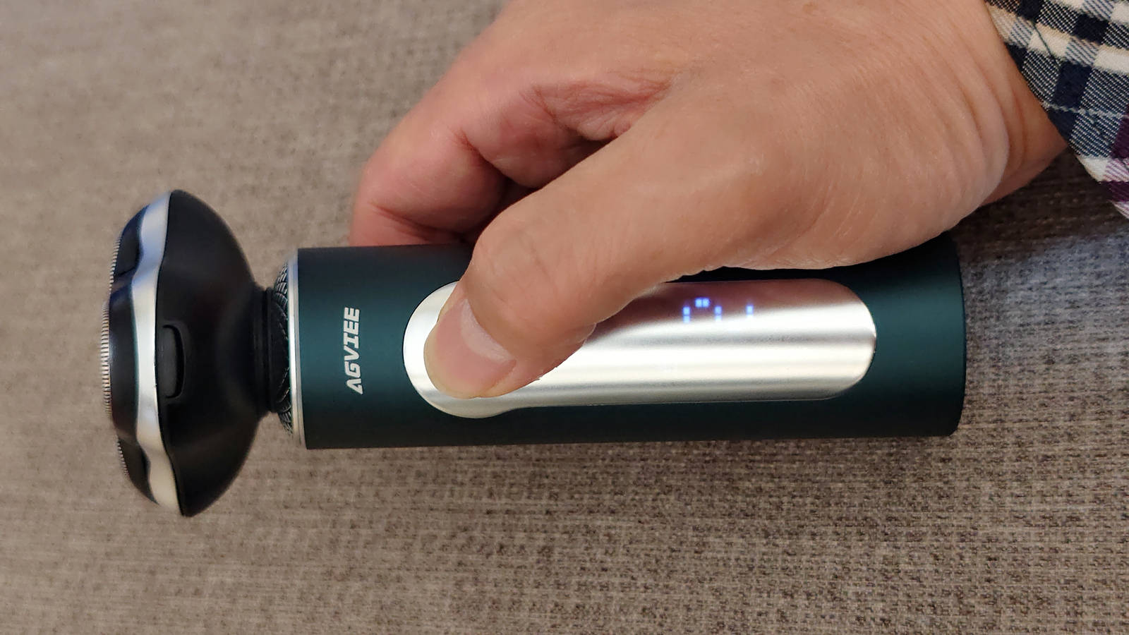 三层刀网剃净力遥遥领先!未野MAX剃须刀:23000高转速媲美千元机