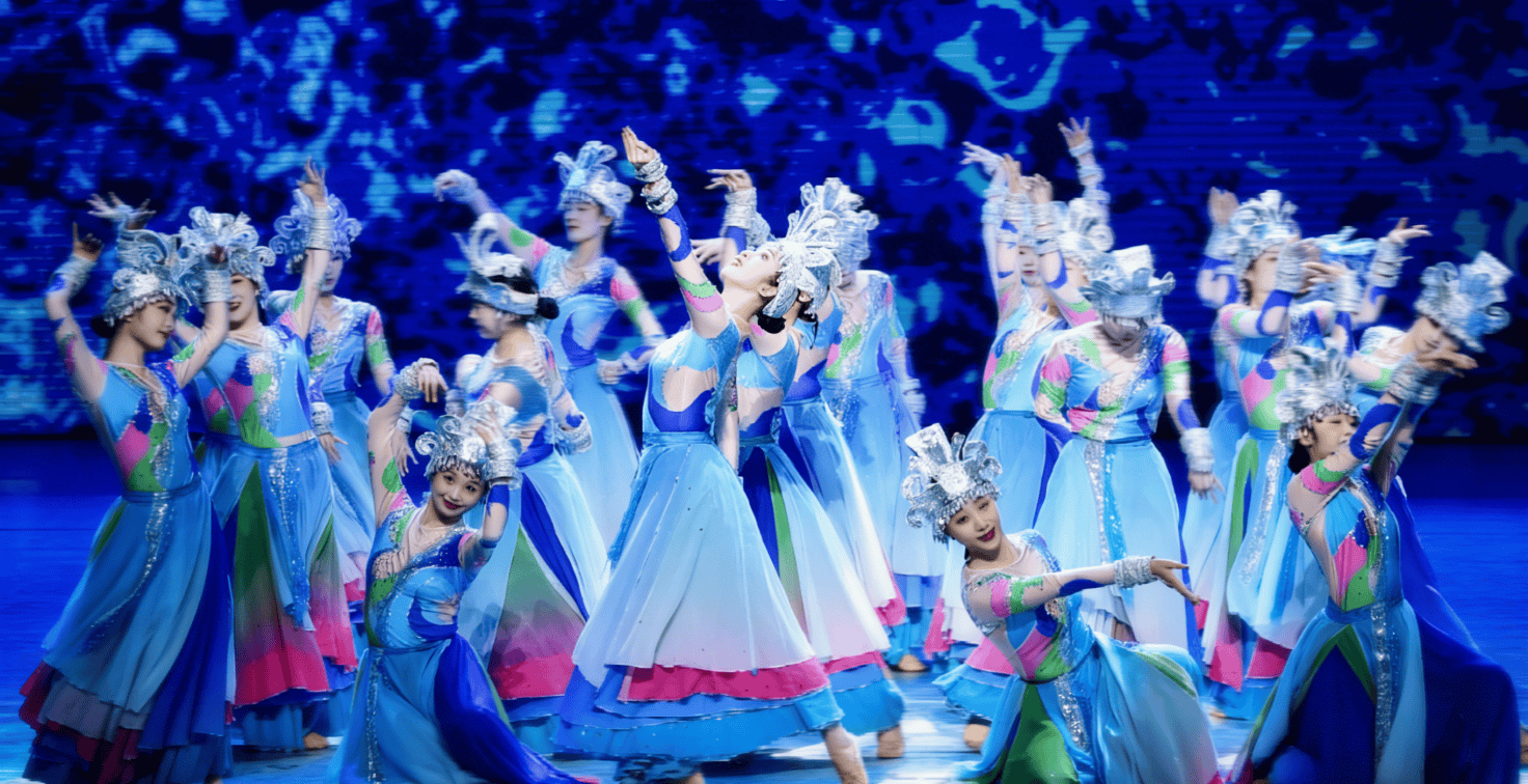 篝火燃冬,飘色映河!祈福缤纷世界双旦非遗民俗盛宴,解锁冬日双倍狂欢(图11) 篝火燃冬,飘色映河!祈福缤纷世界双旦非遗民俗盛宴,解锁冬日双倍狂欢(图11)