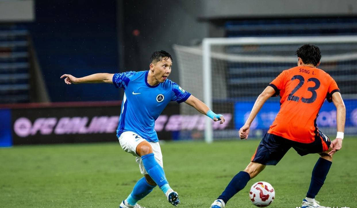 支援兄弟球队！山东泰山国脚边锋刘彬彬助力青岛海牛，曾是青岛保级关键人物