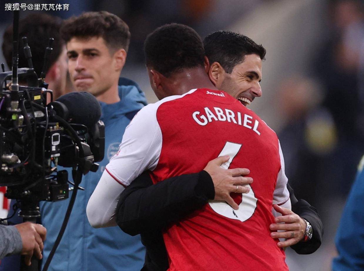 第一次谈争冠问题？度过艰难时刻仍在领跑，阿森纳的确有资格