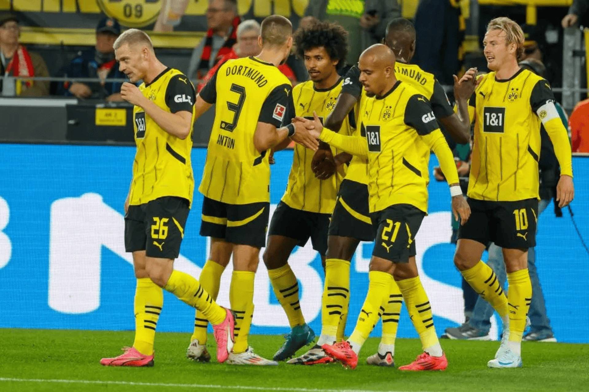 「德甲尊严之战！法兰克福主场亮刃，多特蒙德能否破咒重生？」