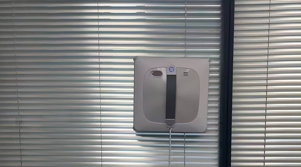 智能擦窗机器人哪款最好用？十款公认最好用的擦窗机器人推荐，入手不亏