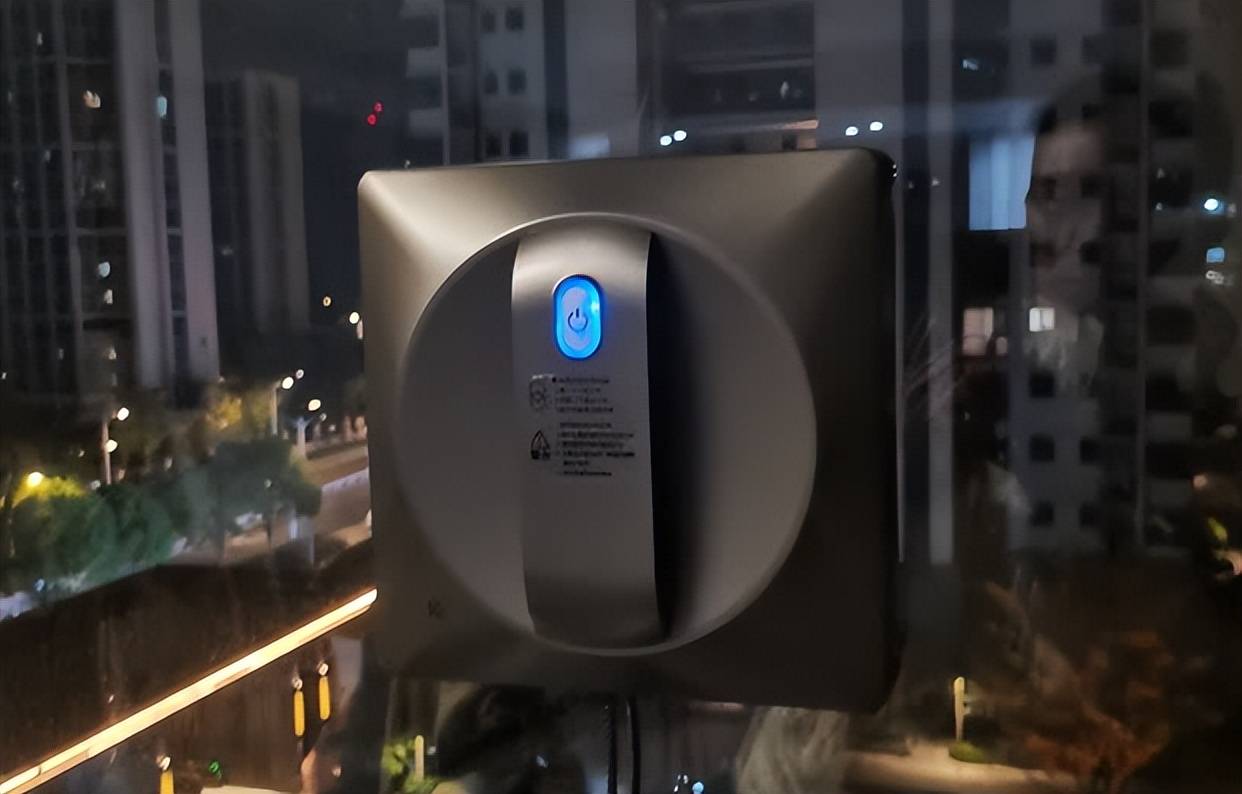 智能擦窗机器人什么牌子好用？2026高层擦玻璃神器十大排名，大小户型都适配！