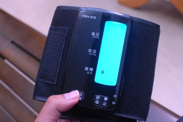 臂筒血压计哪个牌子好一点?町石新款U80S血压计了解一下