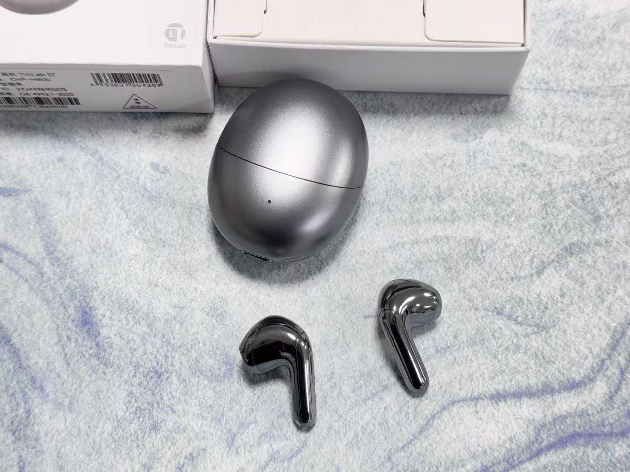 百元半入耳式蓝牙耳机怎么选？荣耀VS西圣VS绿联深度评测哪款好