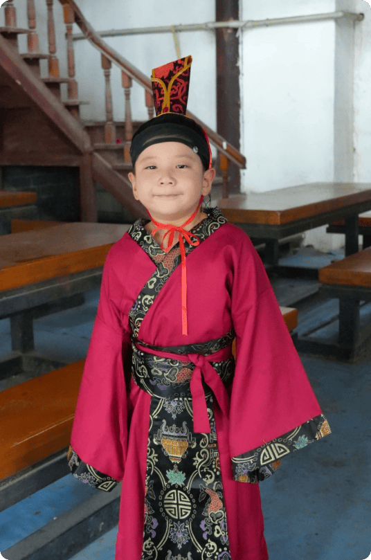 上海礼智信影视文化传媒有限公司和上海玖蕾影视文化传媒有限公司联合出品的《中华五千年之少年强三国演义.舌战群儒》正式开拍