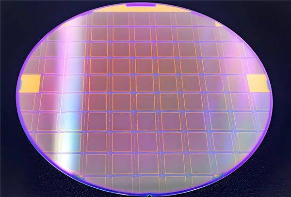 OpenAI 斩获百亿芯片大单 英伟达与微美全息发力竞逐AI物理智能时代