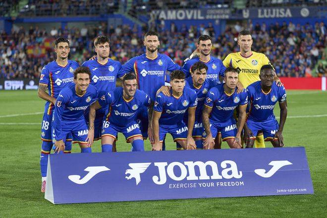 多特欧冠对热刺4战4负，只有对皇马时输球场次更多