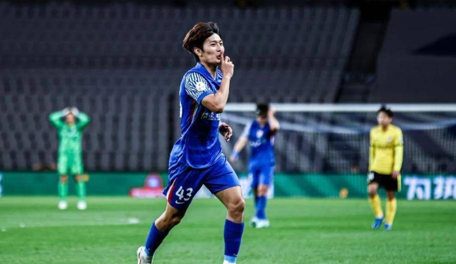 亚足联确认！中国队迎战越南队，杨皓宇无缘出战，停赛缘由曝光