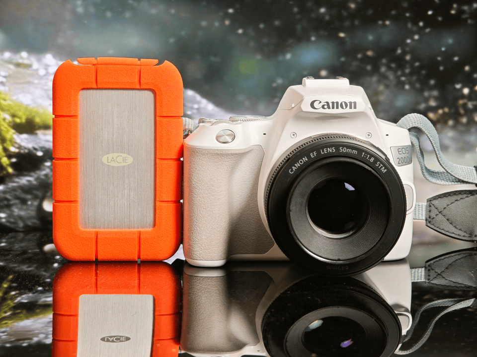 雷孜Rugged SSD4三防神盘实测:4000MB/s又快又安全!