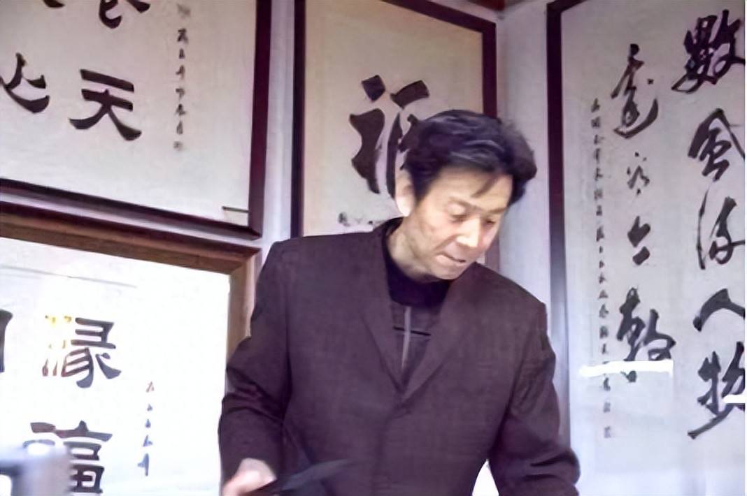 王成路书法迎春作品