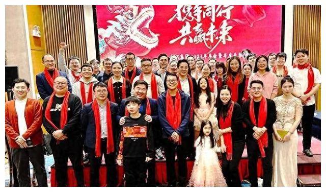 原创            霍英东家族巾帼传奇：三位女性共谱和谐辉煌篇章