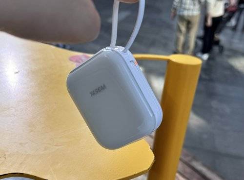 手机充电宝哪个牌子好？好用又实惠10款手机充电宝推荐，充电快又安全！