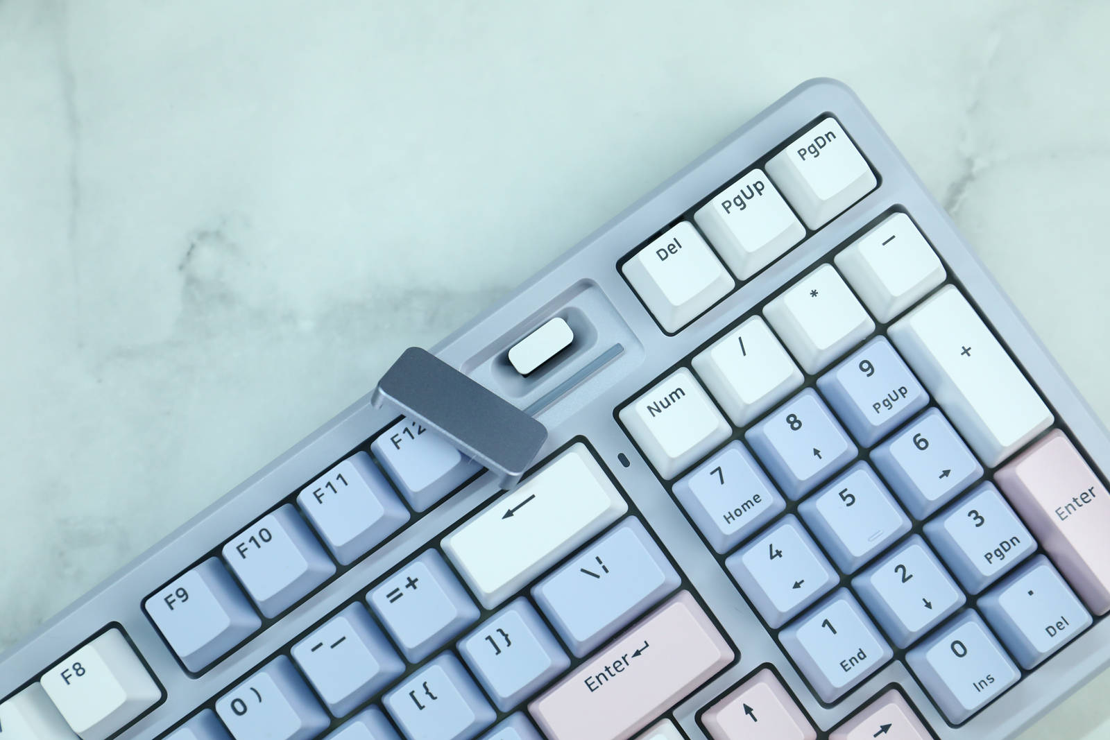 无线续航与精准操控双标杆！雷柏VT9 MAX鼠标+V700DIY-98长续航版键盘最强续航无线键鼠套装综合测评