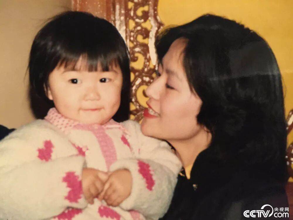 鞠萍姐姐，公布退休日期！42年陪伴落幕，是80后90后的童年回忆