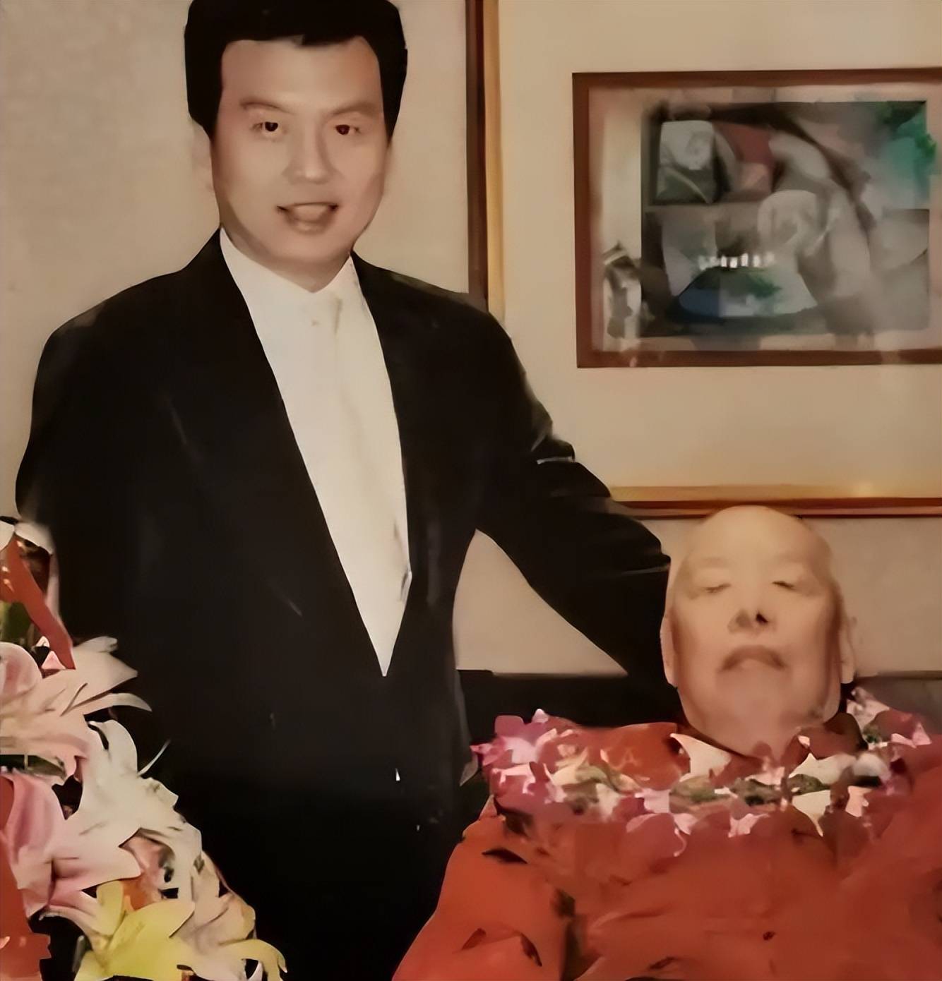 儿子丢了,父亲走了,妻子跑了,央视主持人张泽群落到这般境地