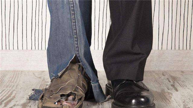 我国有12亿人没能力消费，如何分析？