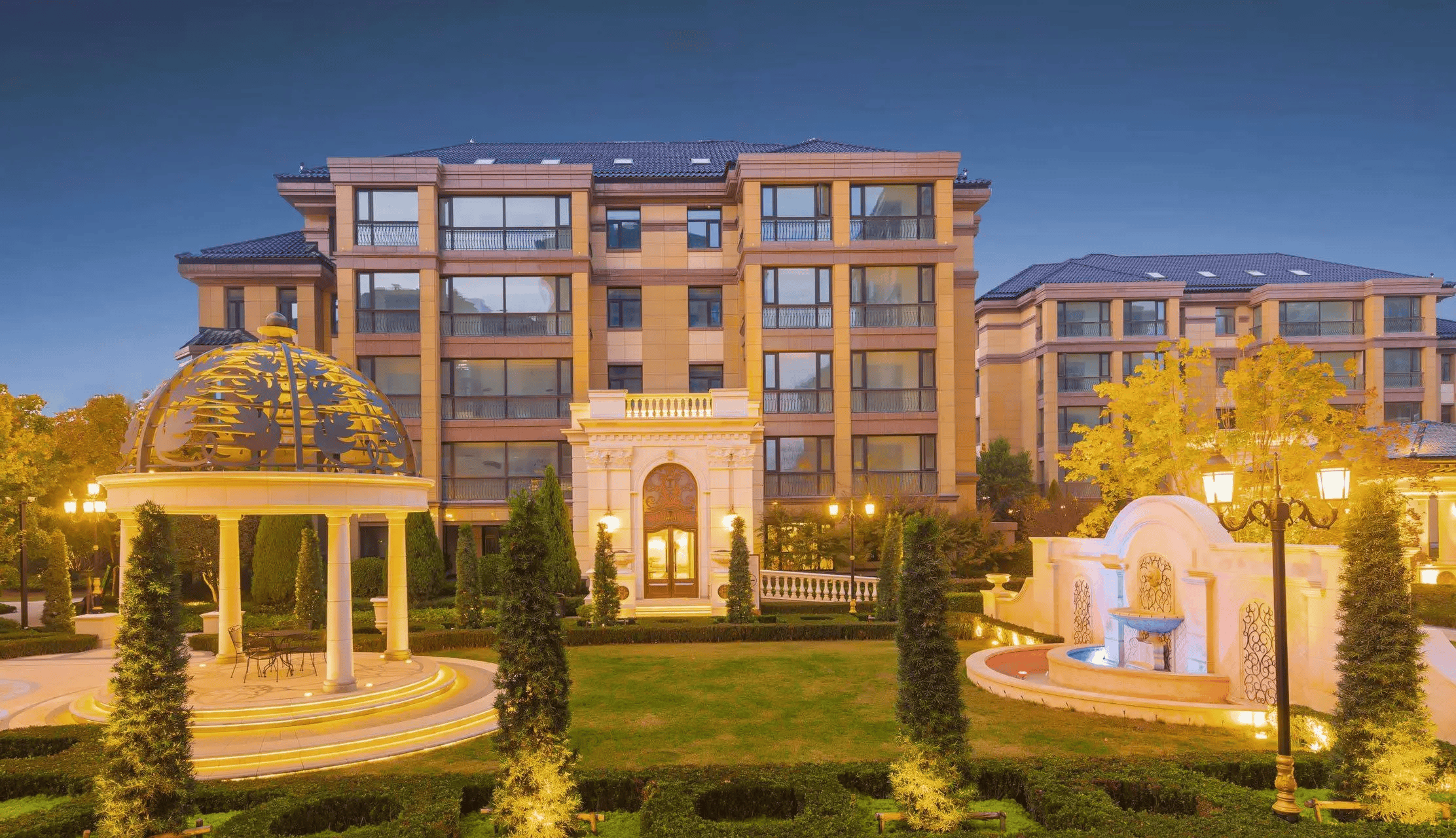 【郑东华府】象湖芯1.9低密府园，190-359㎡欧式传世大平层-售楼处电话-最新价格-户型鉴赏-区位讲解