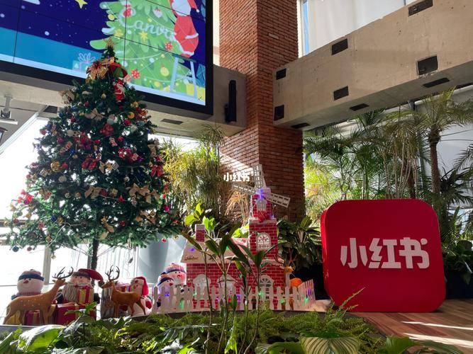 AI视频竞争升温？小红书推进研发AI剪辑产品OpenStoryline