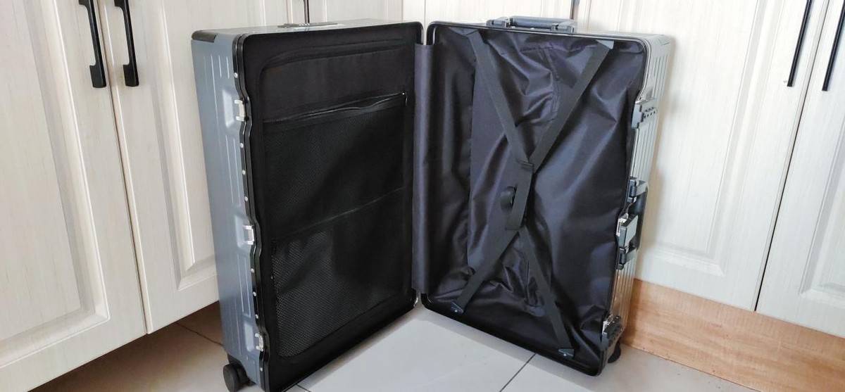 200KG 承重+4 层进口科思创，GaKior行李箱测评：非时尚6 防，耐用性一流