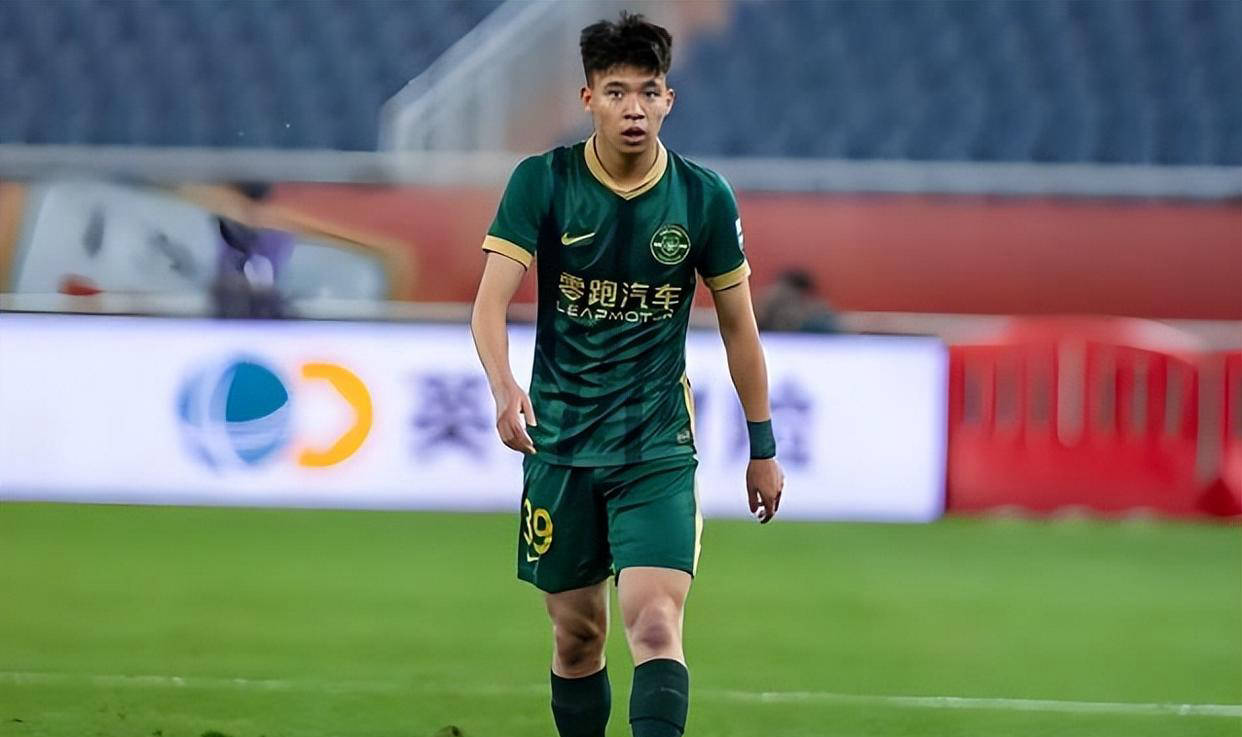 20岁国足核心欧阳玉环正式留洋克罗地亚梅吉穆列，完成注册即将征战联赛