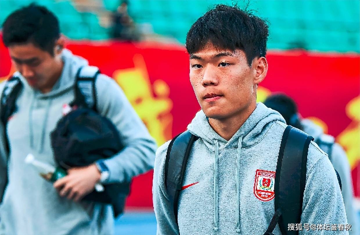 截胡泰山！成都蓉城引进当红国脚，新赛季有望成球队主力