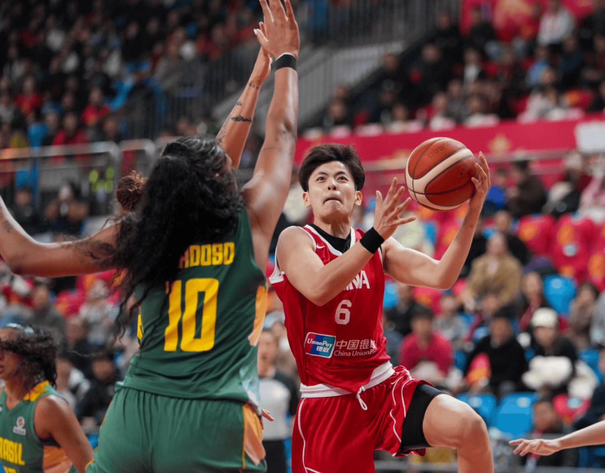 领先19分被追平！险些遭遇逆转，中国女篮问题很多