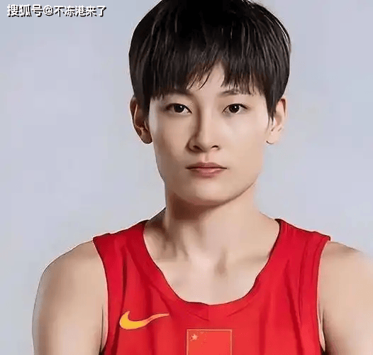 杨力维炮轰，宫鲁鸣下课？新帅或曝光，57岁，辽宁名宿，曾执教CBA豪门