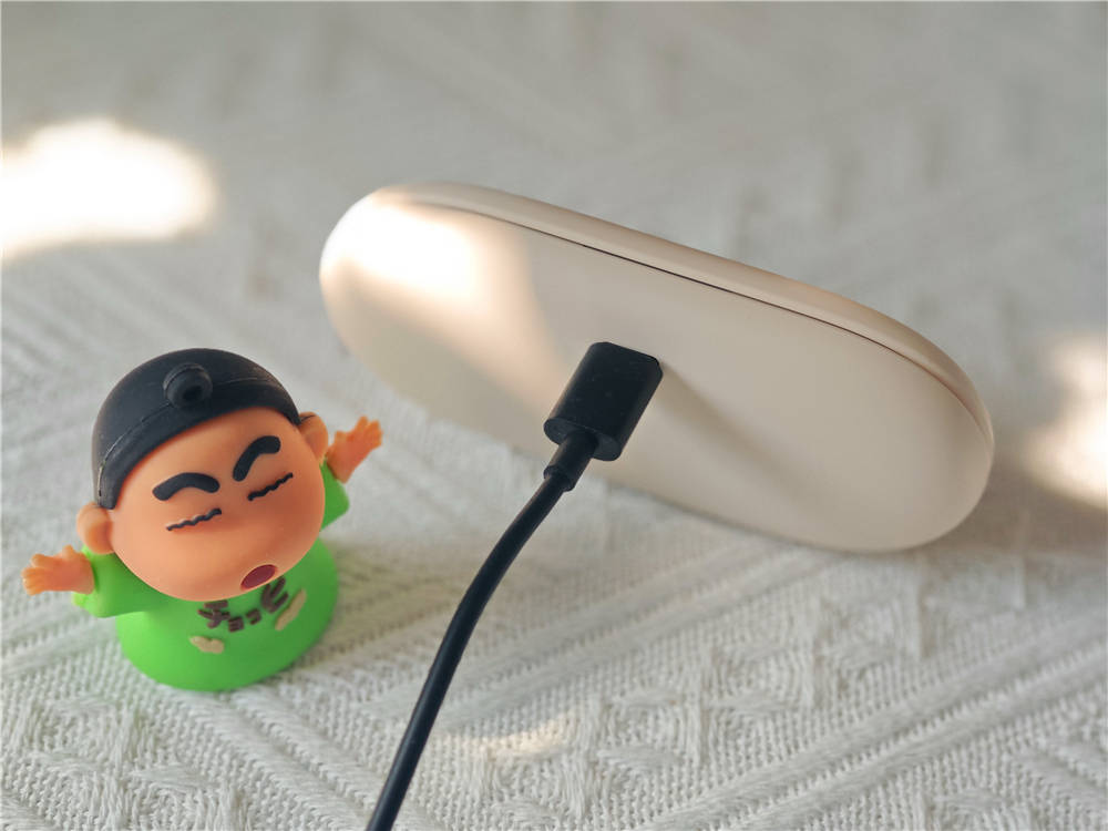 南卡OE Wing：轻若无感+AI助理，打造不一样的开放式耳机